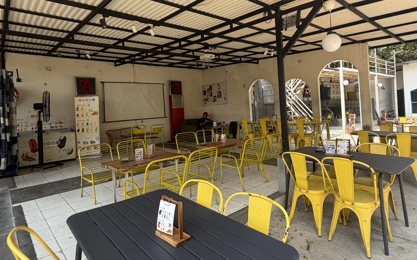 Suasana Warnoes Juanda 1